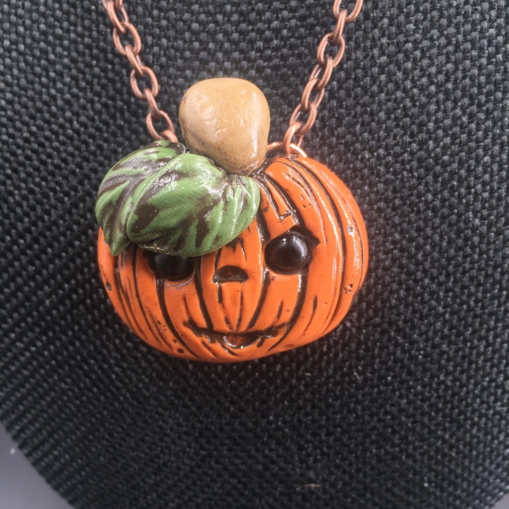 Smiling Jack O Lantern pendant necklace